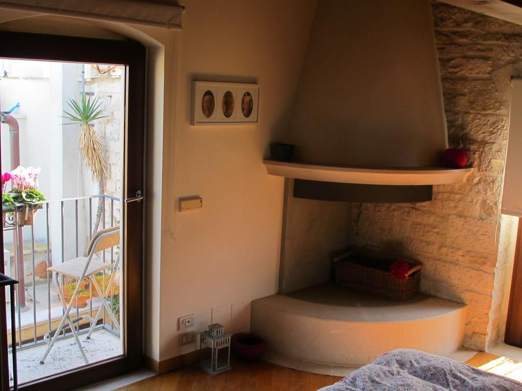 Casa Torre Di Mactheus Petraro Apartment Giovinazzo Exterior foto