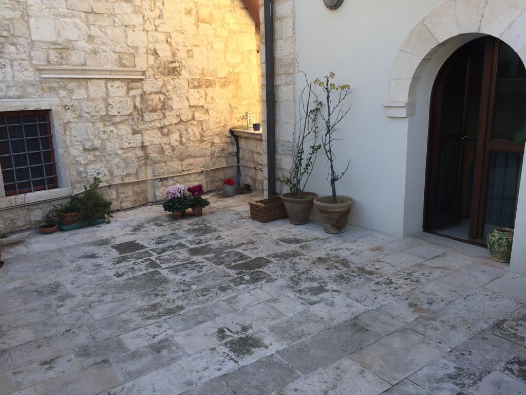 Casa Torre Di Mactheus Petraro Apartment Giovinazzo Exterior foto